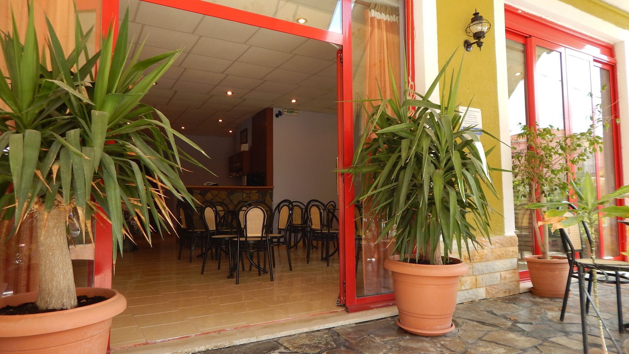 Petania Hotel & Apartments Lixouri Exterior photo